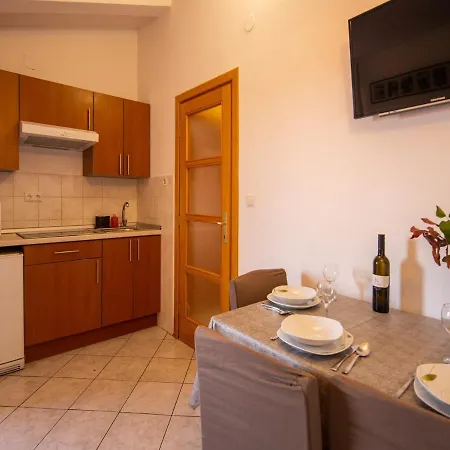 Torina Apartmán Pašman