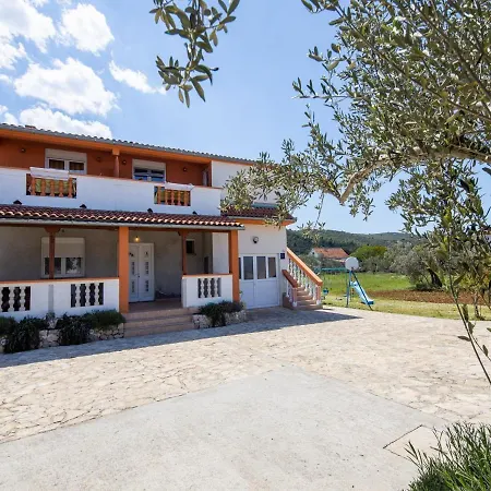 Apartment Torina *